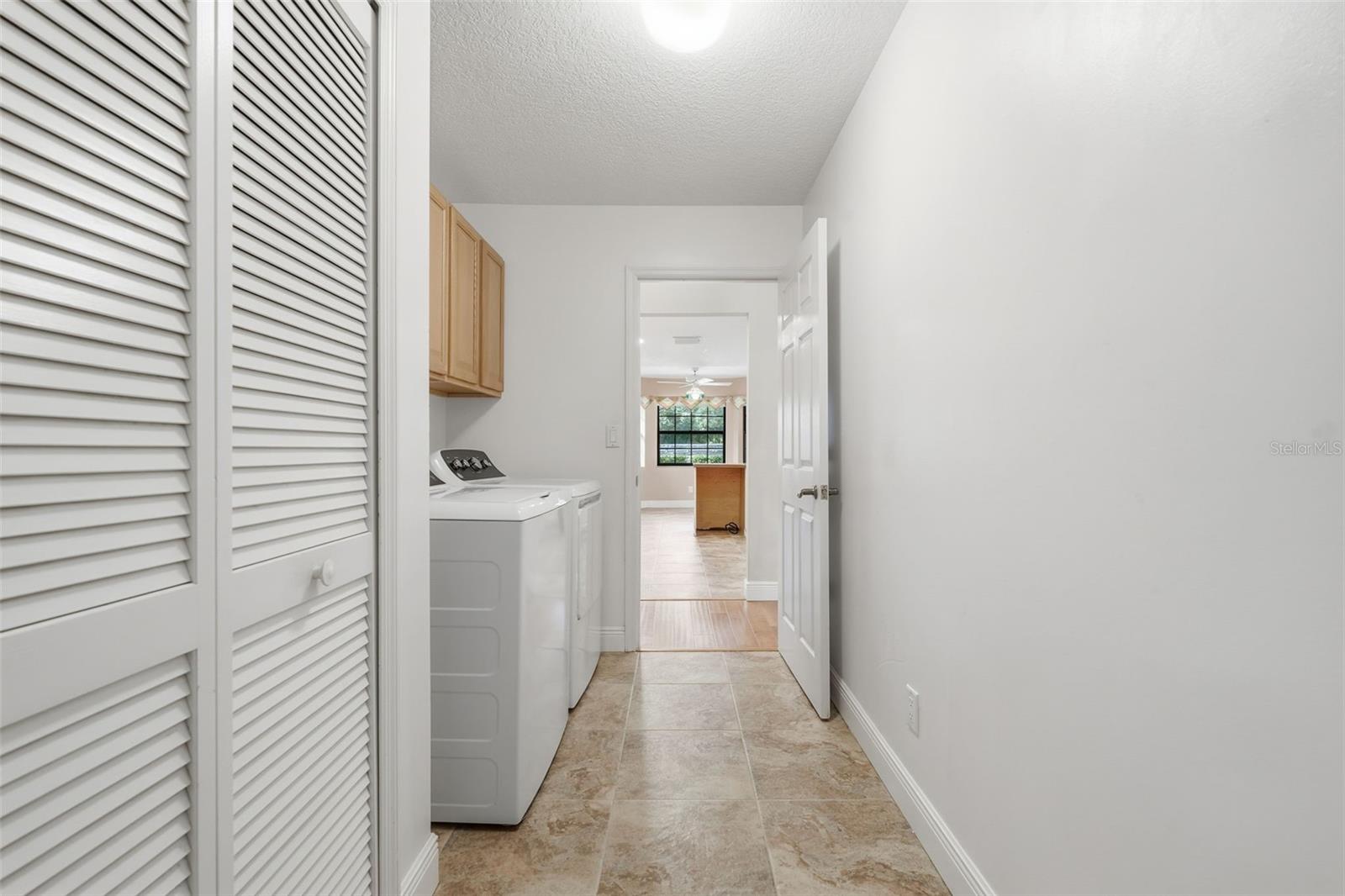 MOUNT PLYMOUTH - Residential