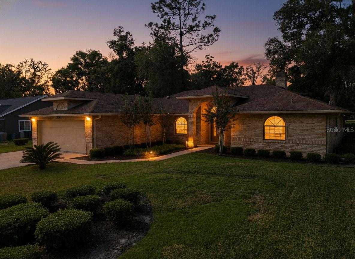 MOUNT PLYMOUTH - Residential