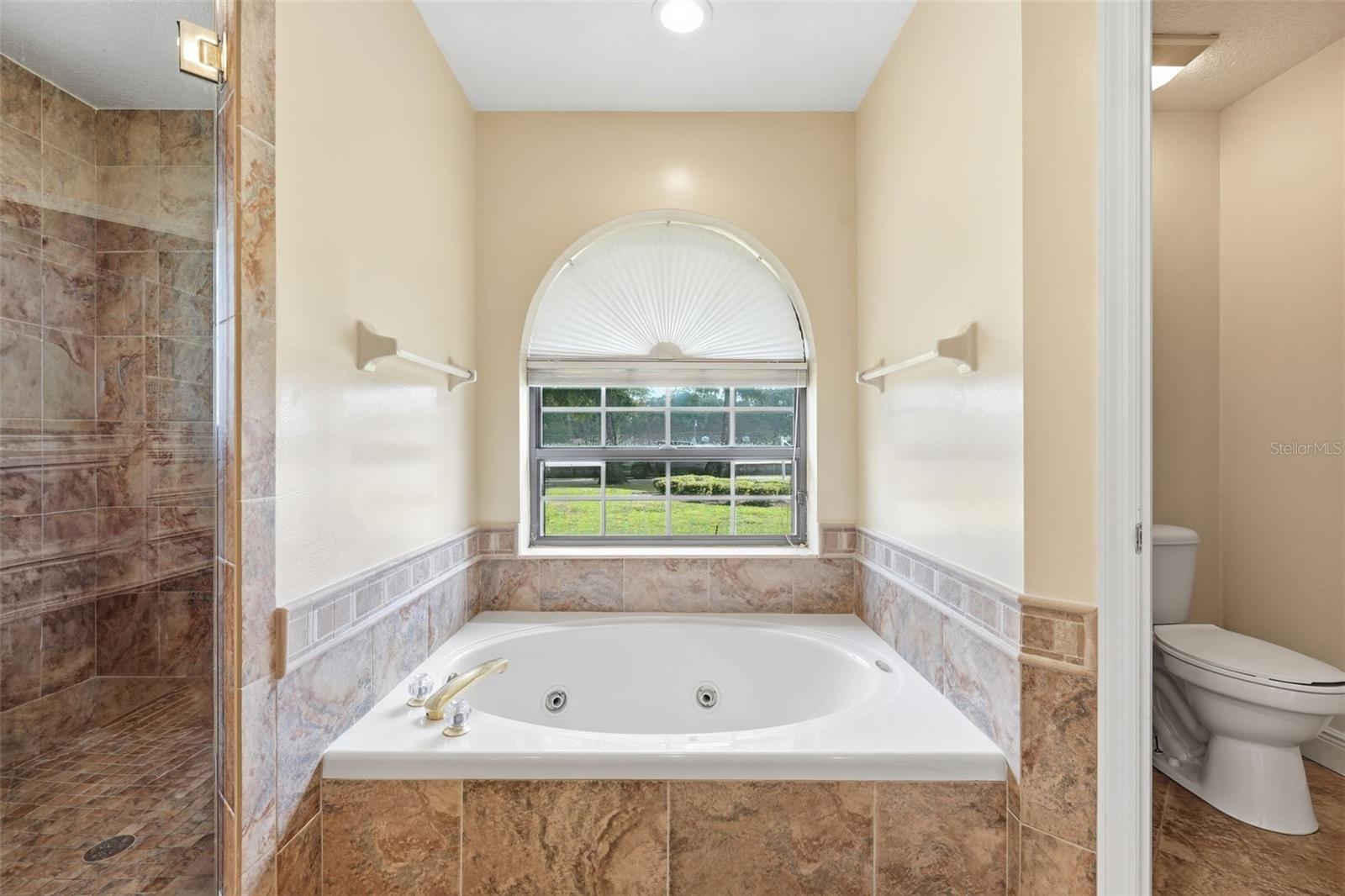 MOUNT PLYMOUTH - Residential