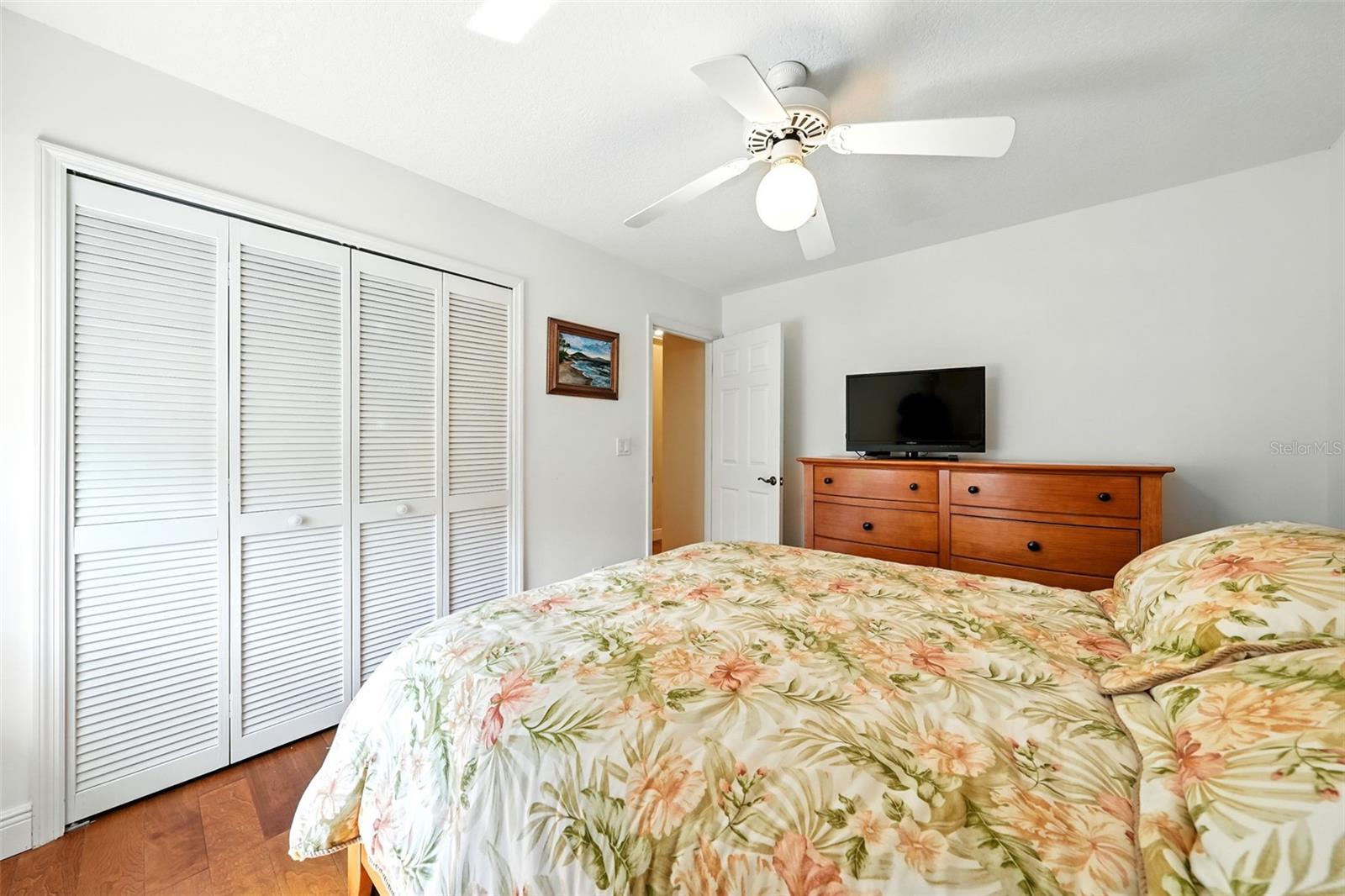 MOUNT PLYMOUTH - Residential