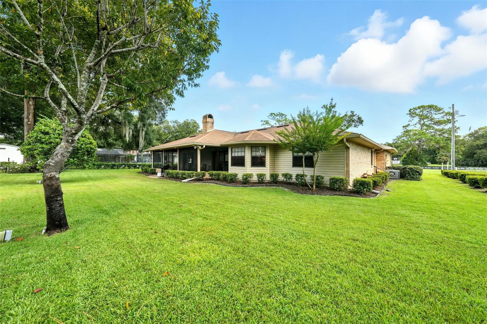 MOUNT PLYMOUTH - Residential