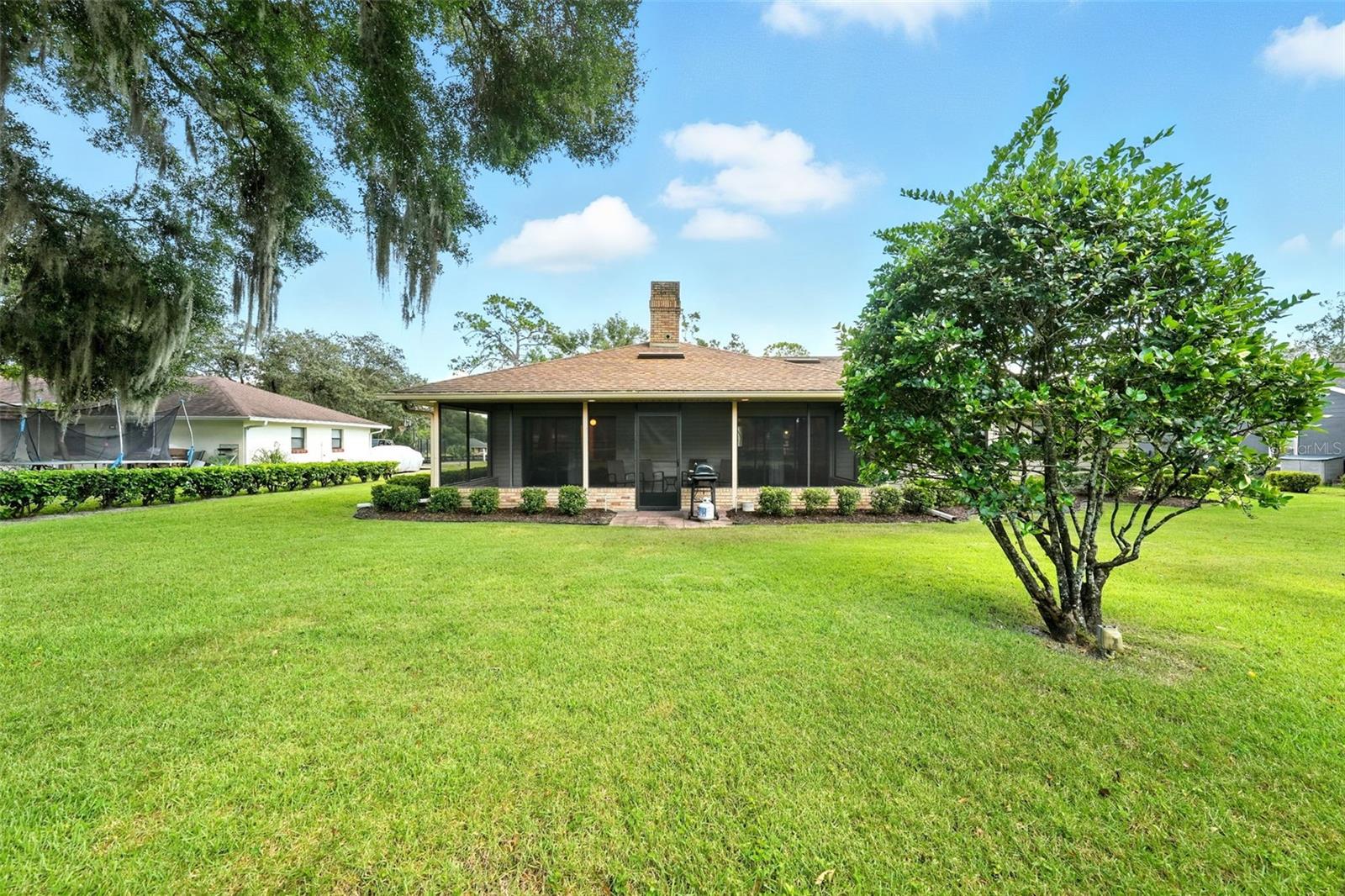 MOUNT PLYMOUTH - Residential