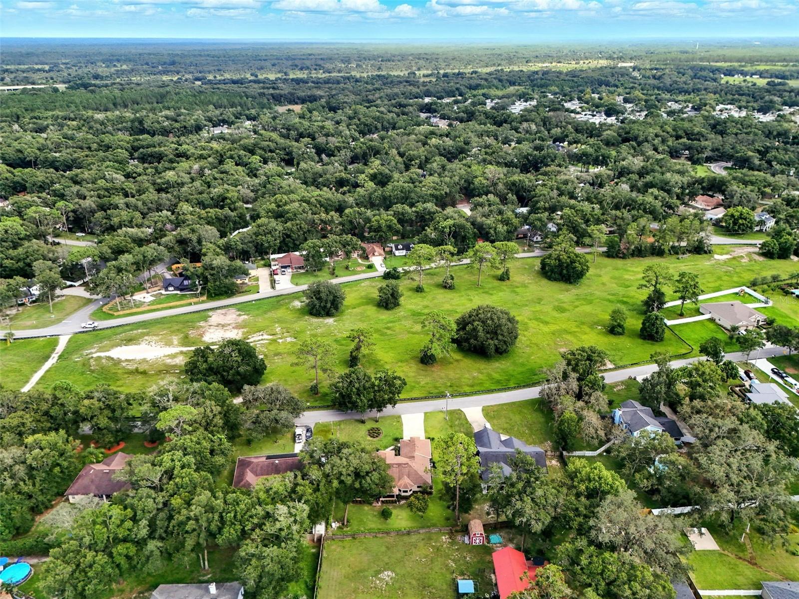 MOUNT PLYMOUTH - Residential