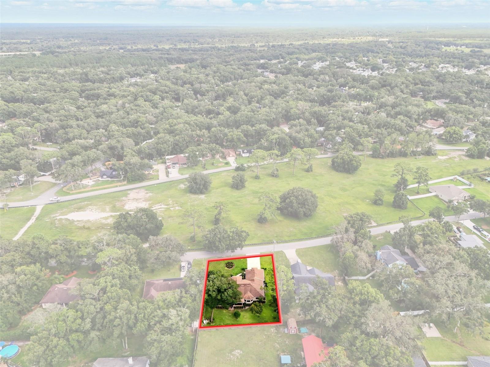 MOUNT PLYMOUTH - Residential