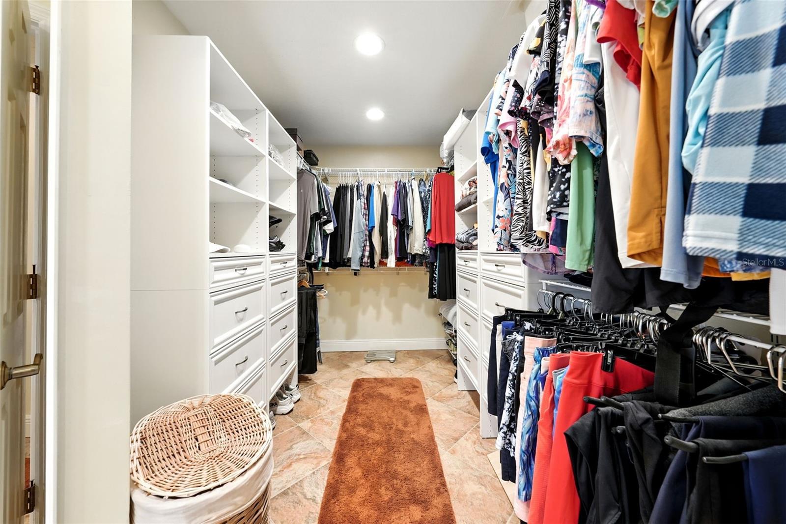 MOUNT PLYMOUTH - Residential