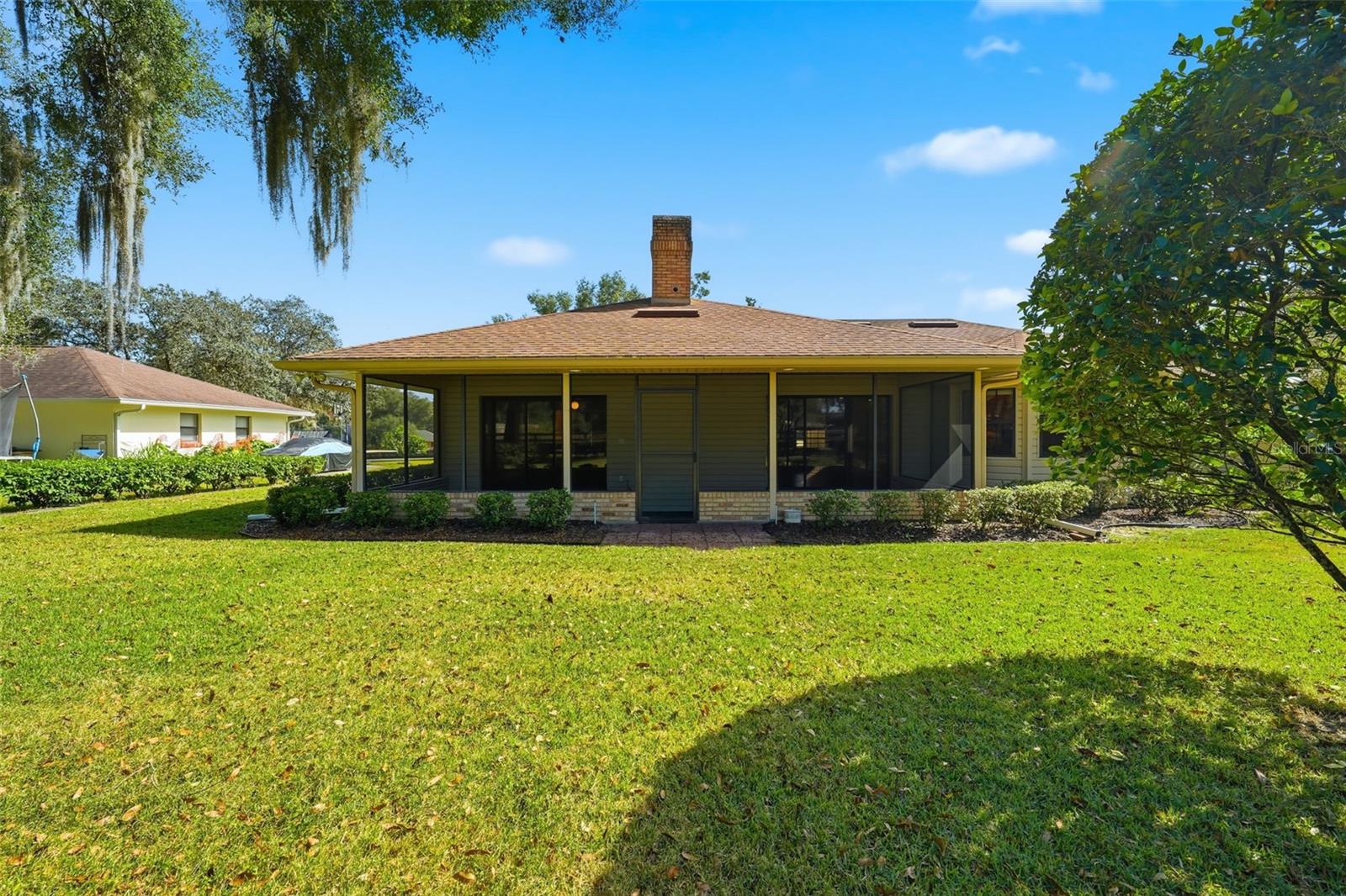 MOUNT PLYMOUTH - Residential