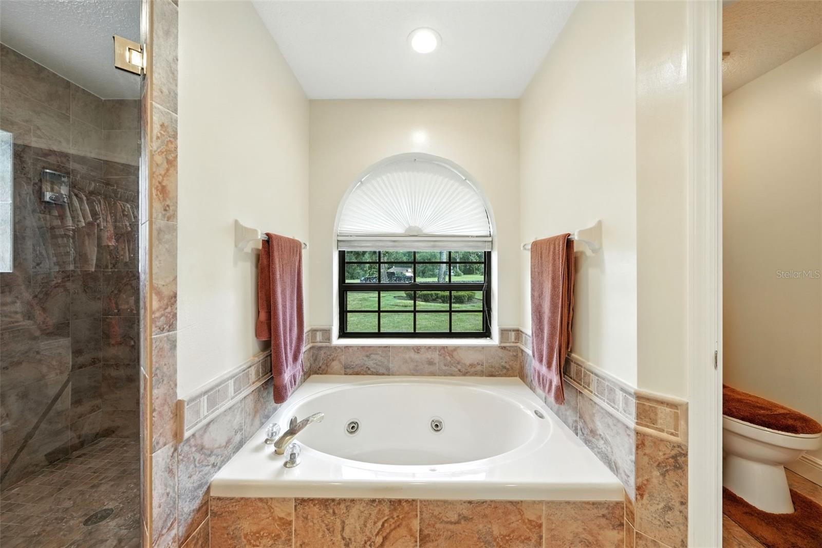 MOUNT PLYMOUTH - Residential