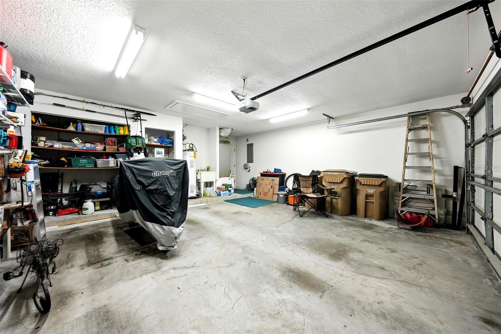 MOUNT PLYMOUTH - Residential