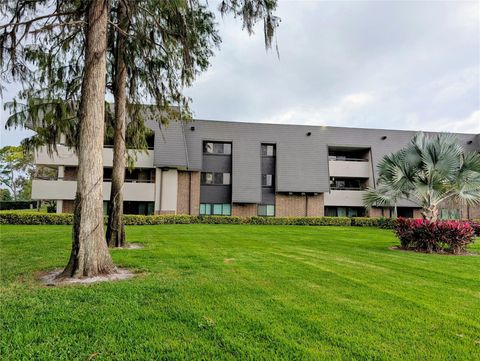 Photo of 36750 Us Highway 19 N #4-221, Palm Harbor, FL 34683 (MLS # TB8441416)