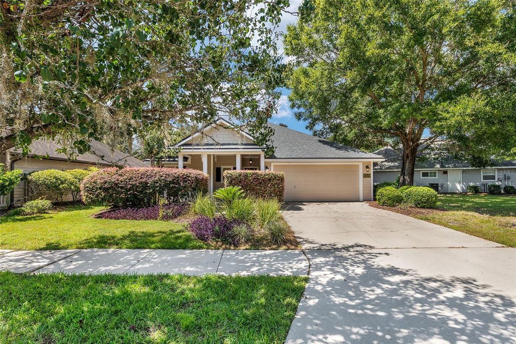Photo of 7932 SW 83rd Terrace, Gainesville, FL 32608 (MLS # GC534566)