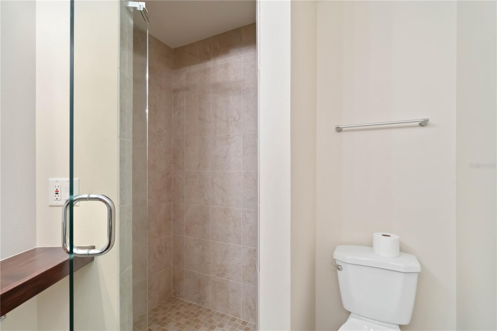 VIZCAYA PH 1, 2, 3, 4, 5, 7, 9, 12, 13, 15&16 - Residential