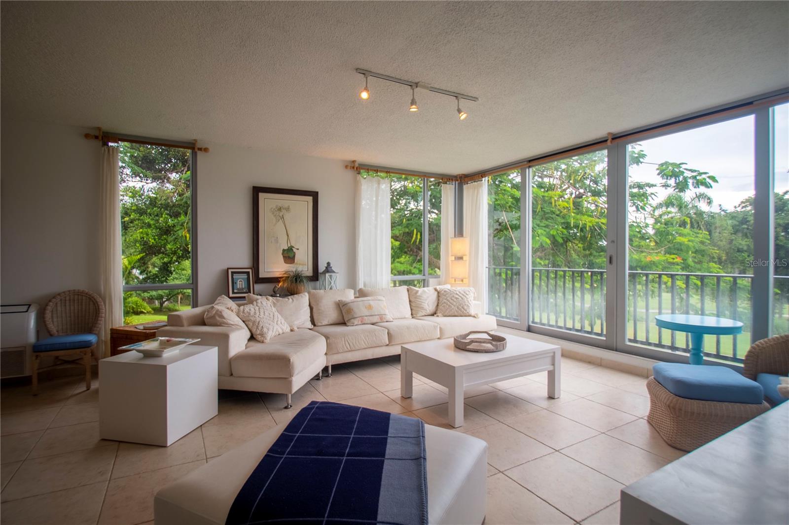 VILLA DORADA CONDOMINIUM RESORT - Residential