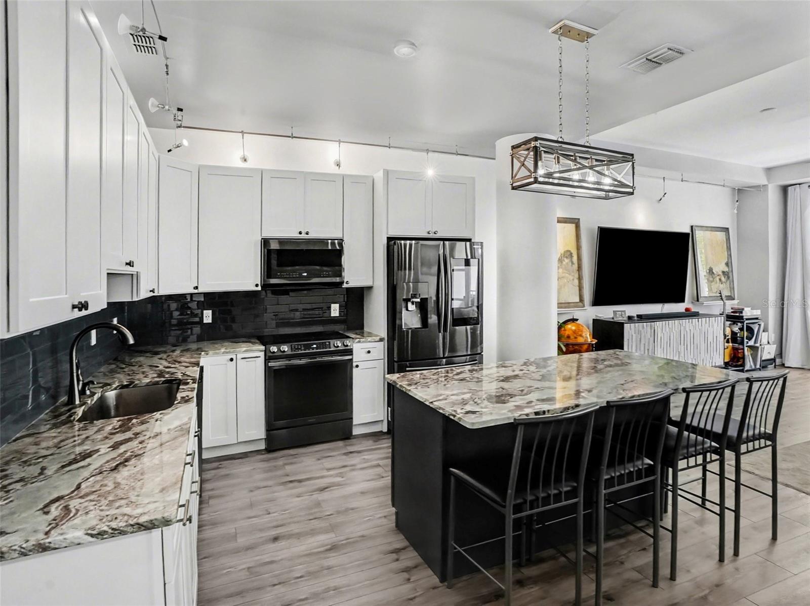 EOLA SOUTH CONDO - Residential