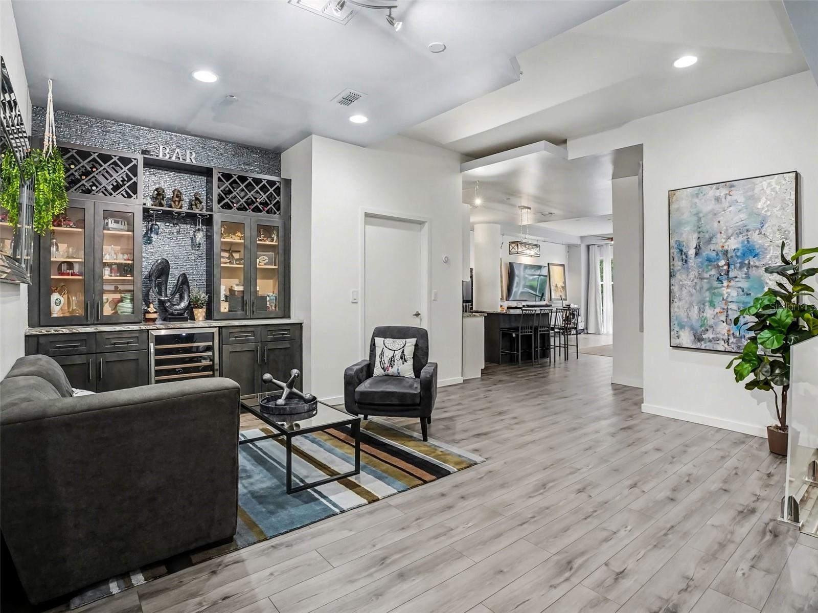 EOLA SOUTH CONDO - Residential