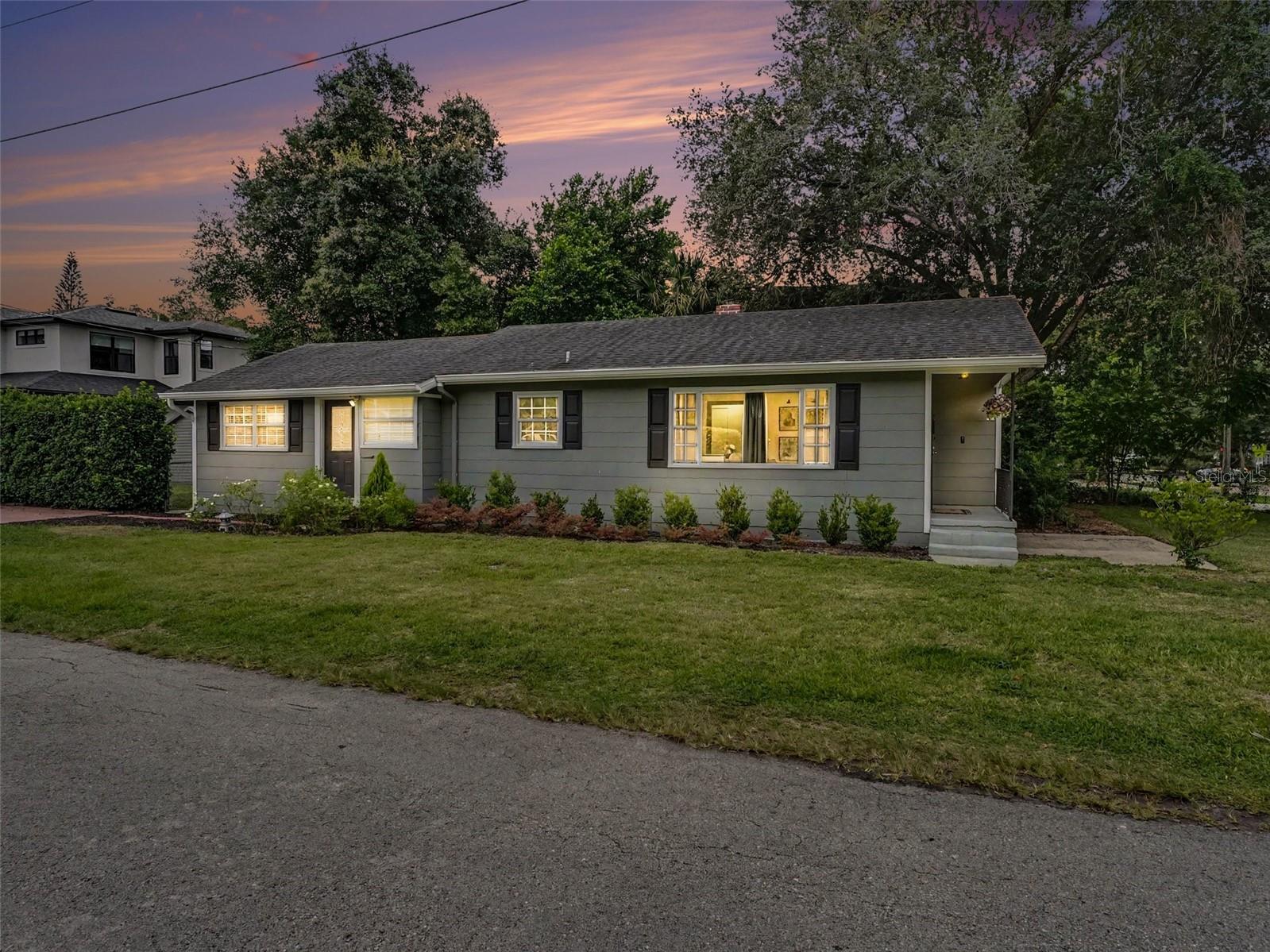 1801 S FERN CREEK AVENUE