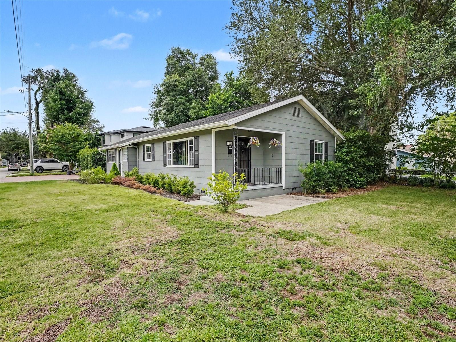 1801 S FERN CREEK AVENUE