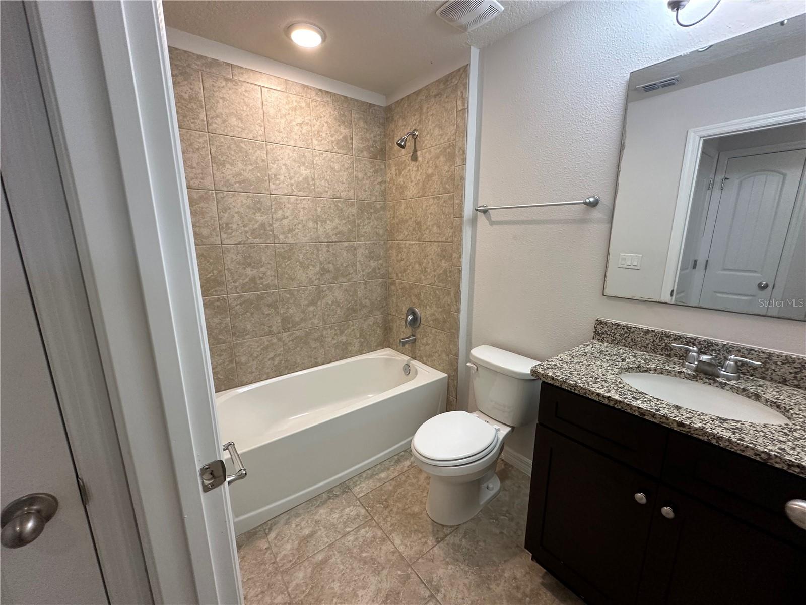 WATERLEIGH PH 2D - Residential Lease