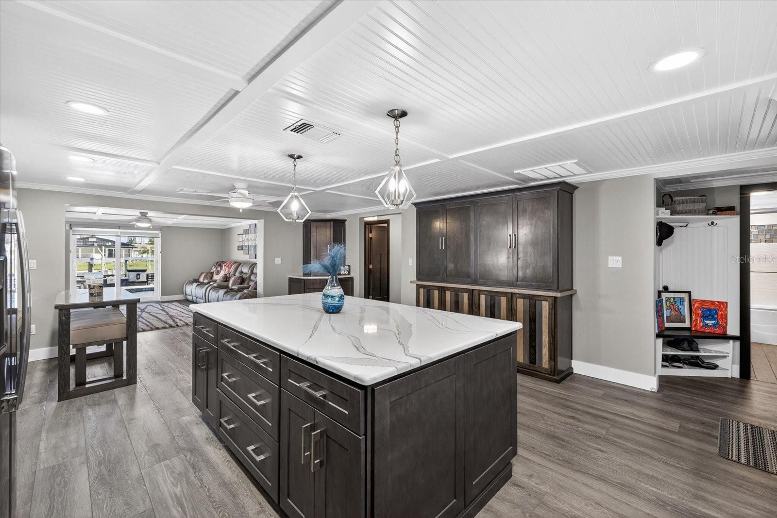 FLOR A MAR - Residential