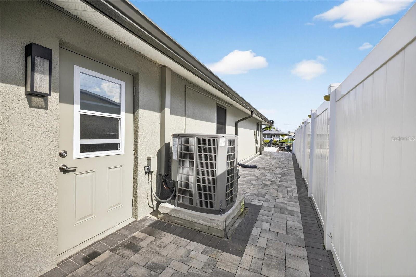 FLOR A MAR - Residential