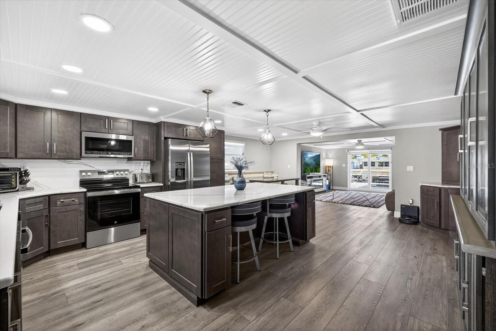 FLOR A MAR - Residential