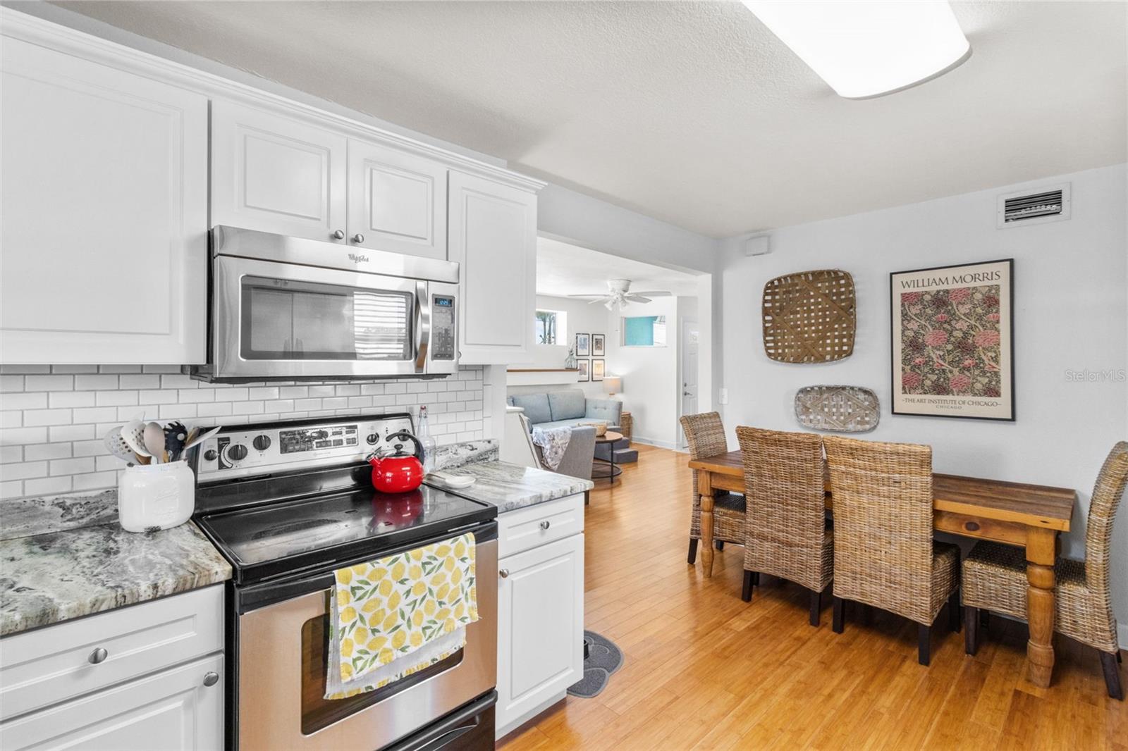 CAUSEWAY ISLES - Residential Income