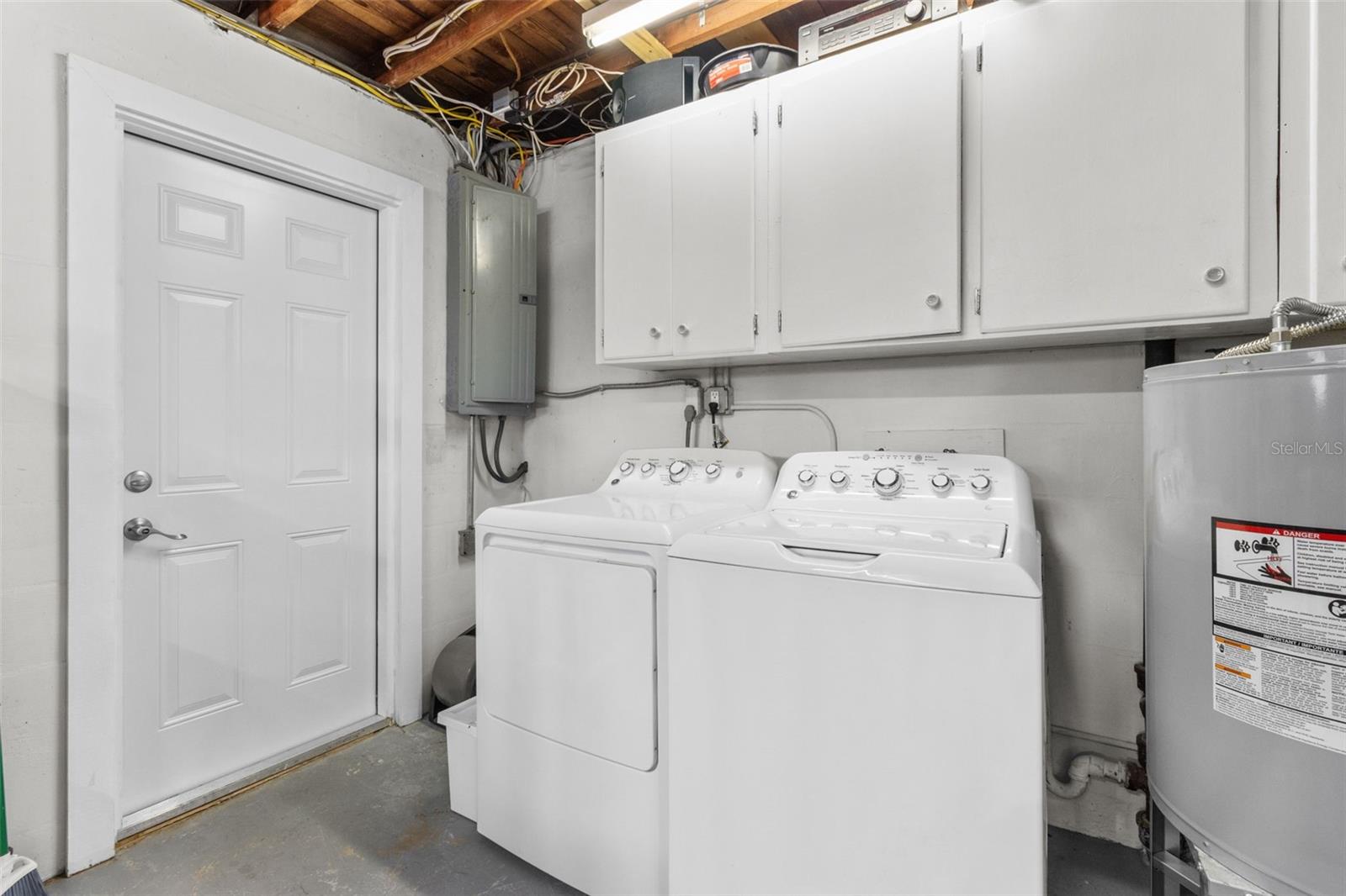 CAUSEWAY ISLES - Residential Income