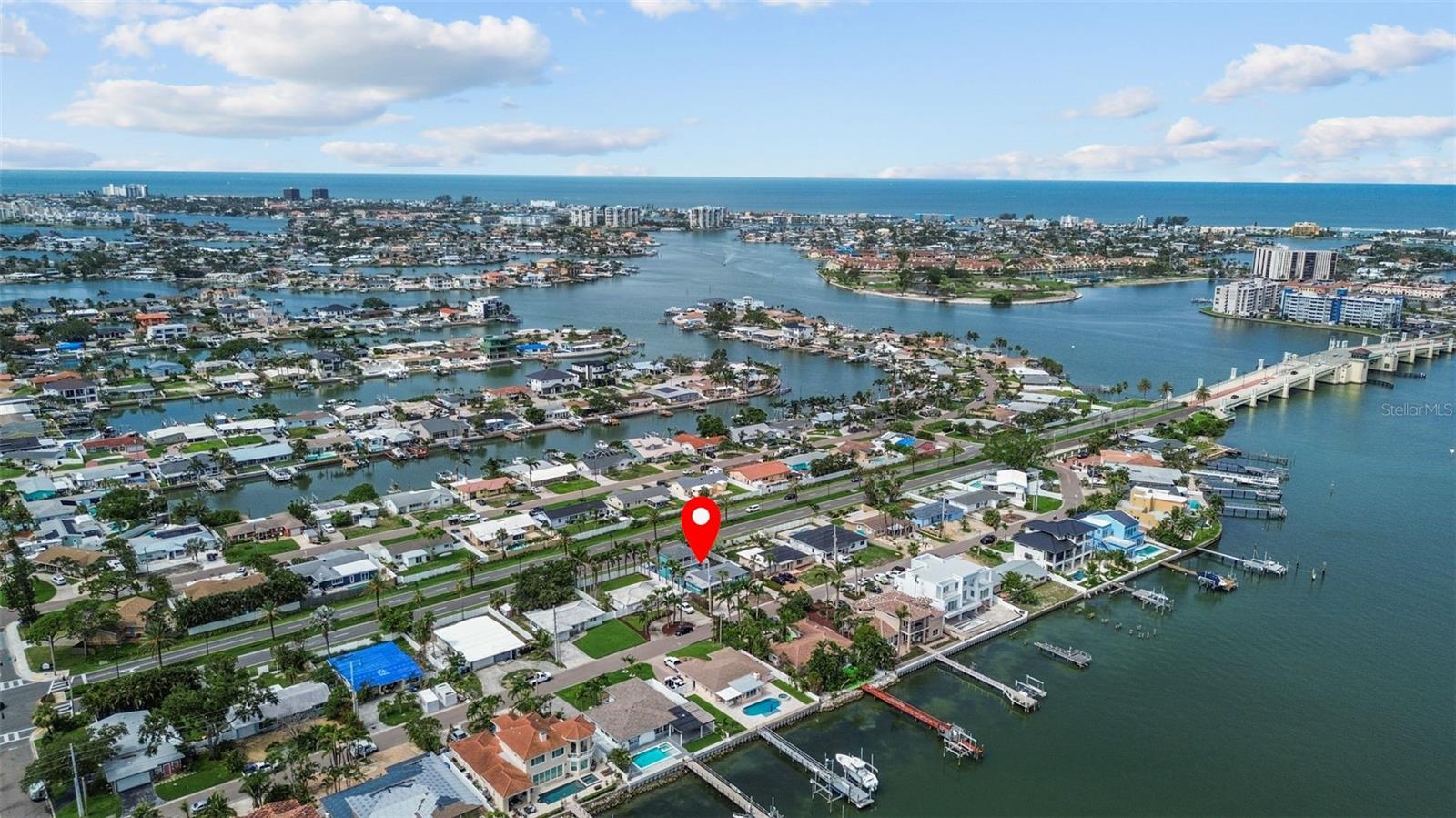 CAUSEWAY ISLES - Residential Income