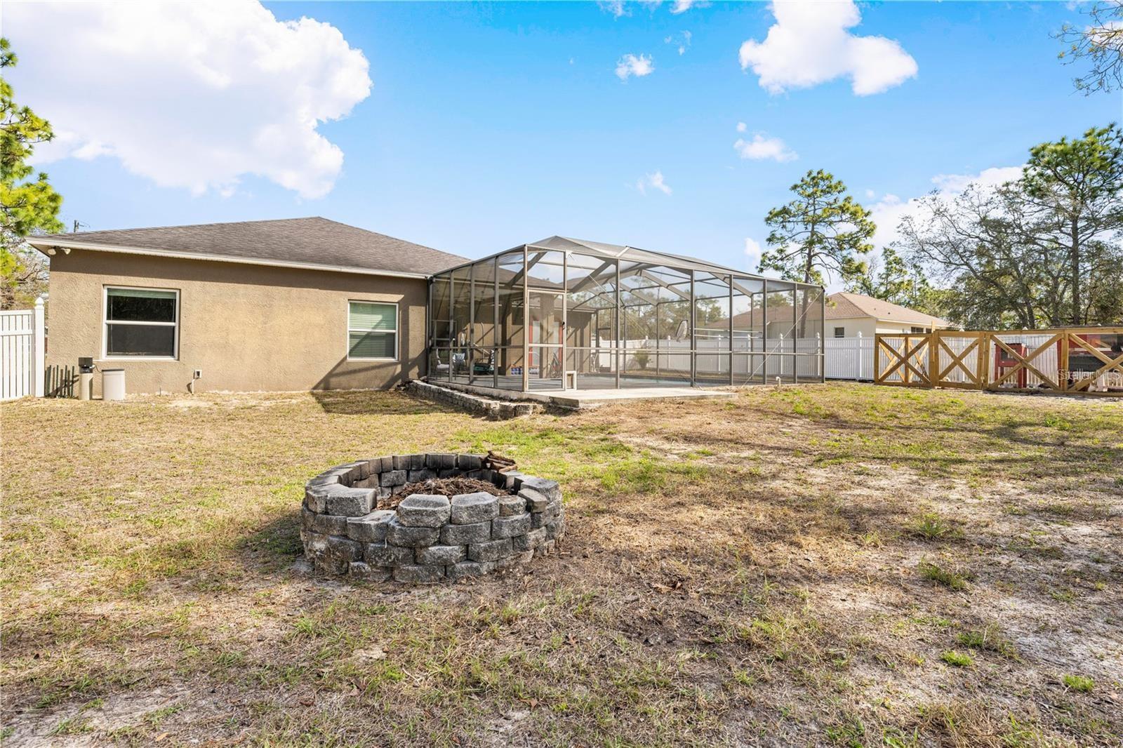 ROYAL HIGHLANDS - Residential