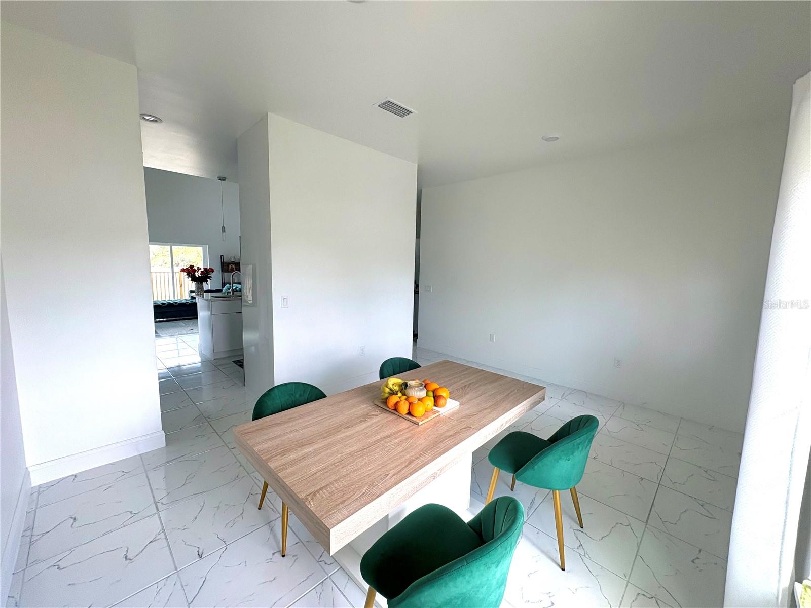 7044 BRICKELL COURT