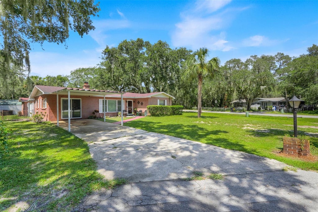 Photo of 11031 W Beach Parkway, Lake Wales, FL 33898 (MLS # O6438271)