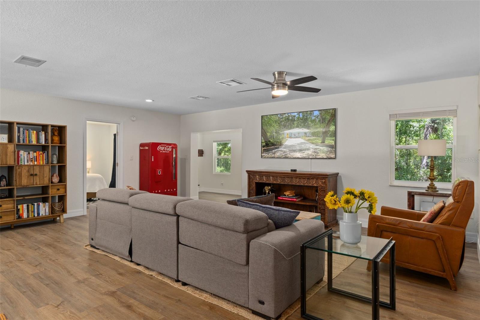 HAMPTON POINT UNREC AKA LOS LOBOS - Residential