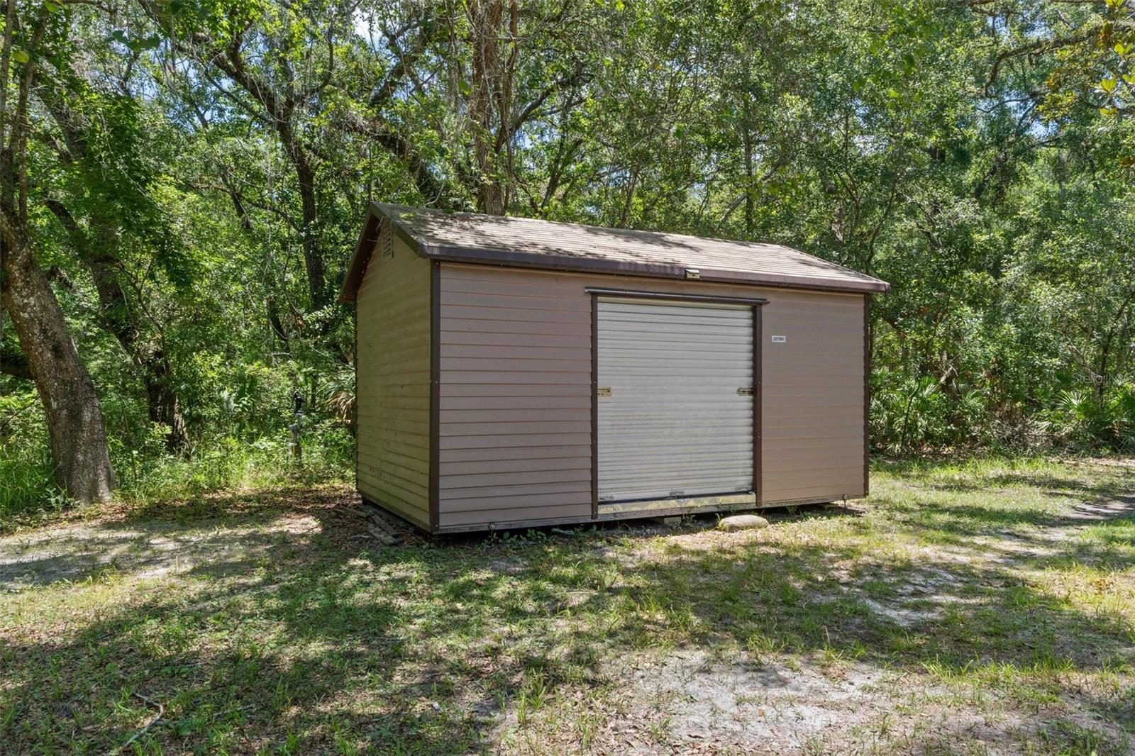 HAMPTON POINT UNREC AKA LOS LOBOS - Residential