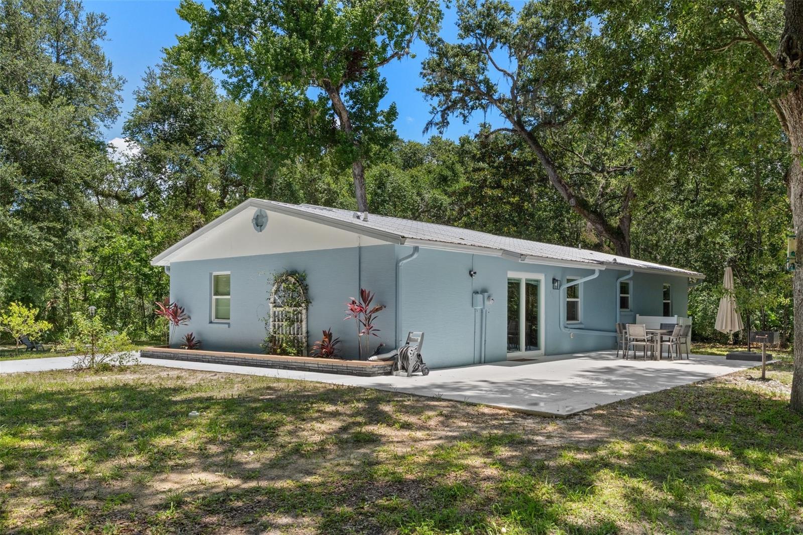 HAMPTON POINT UNREC AKA LOS LOBOS - Residential
