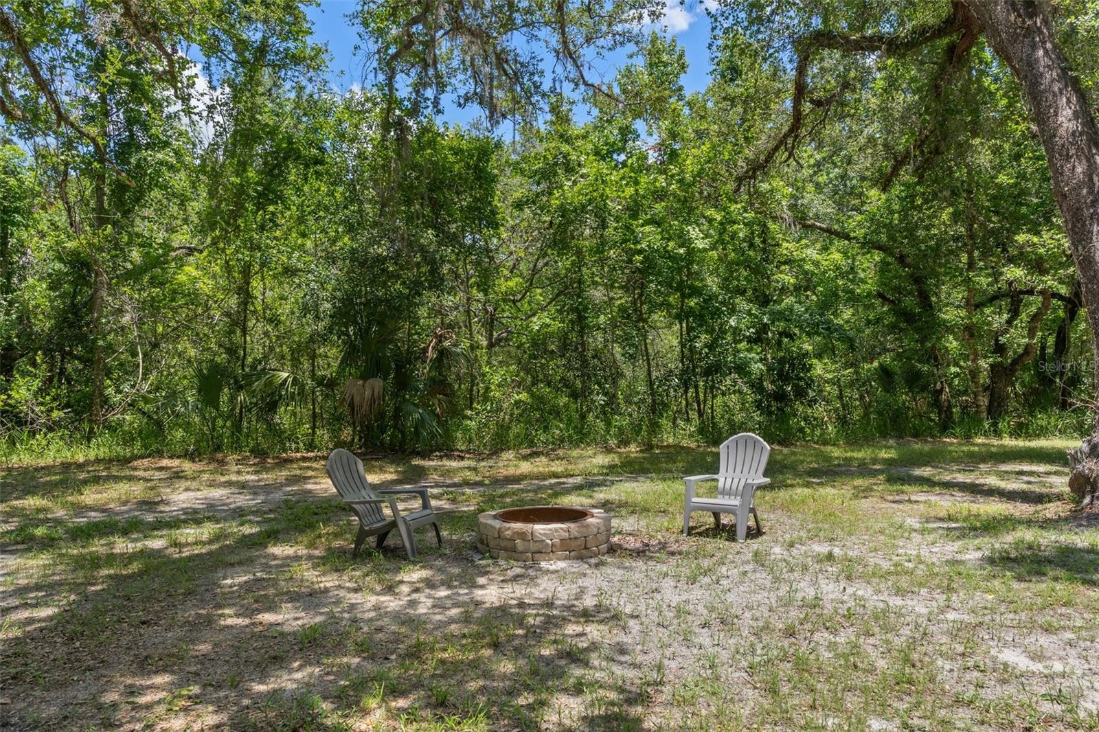 HAMPTON POINT UNREC AKA LOS LOBOS - Residential