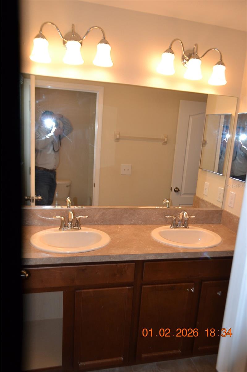 LIVE OAK PRESERVE PH 2B-VIL - Residential