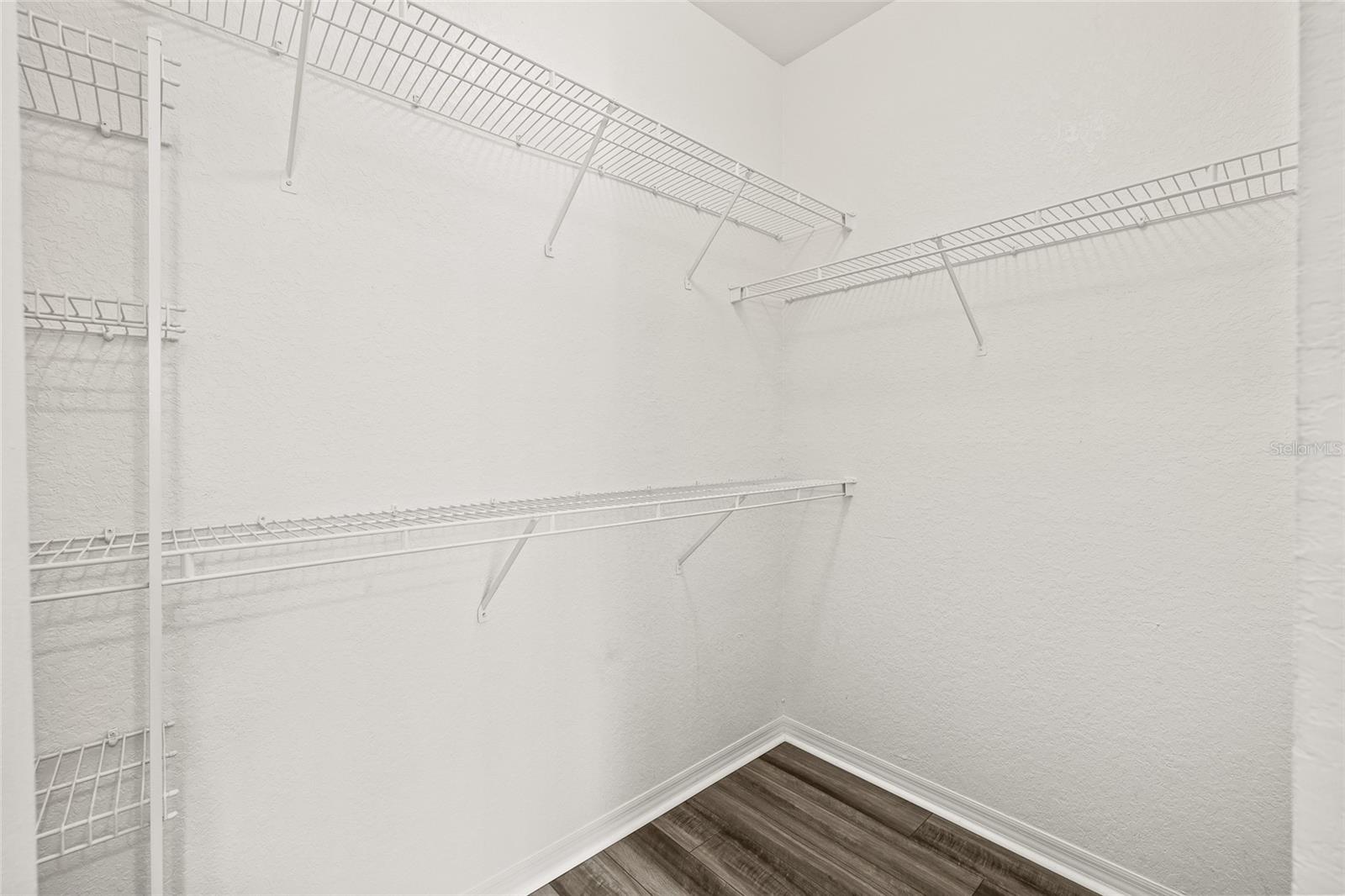 ALLEGRO PALM A CONDO - Residential Lease