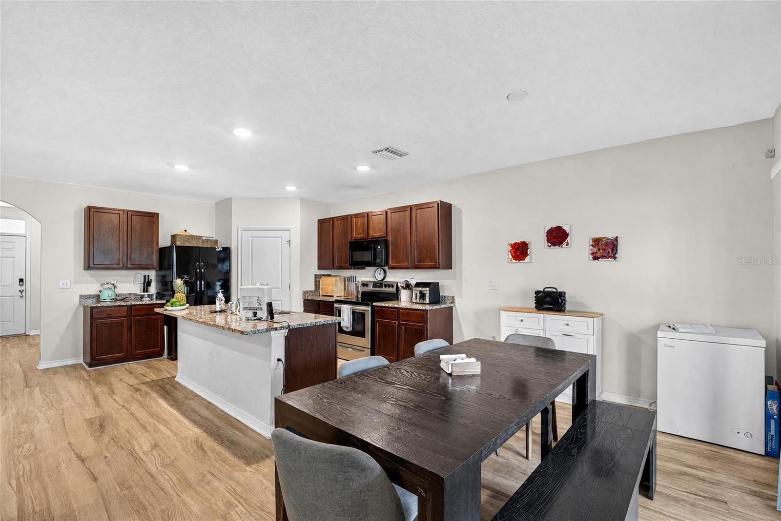 8219 BILSTON VILLAGE LANE