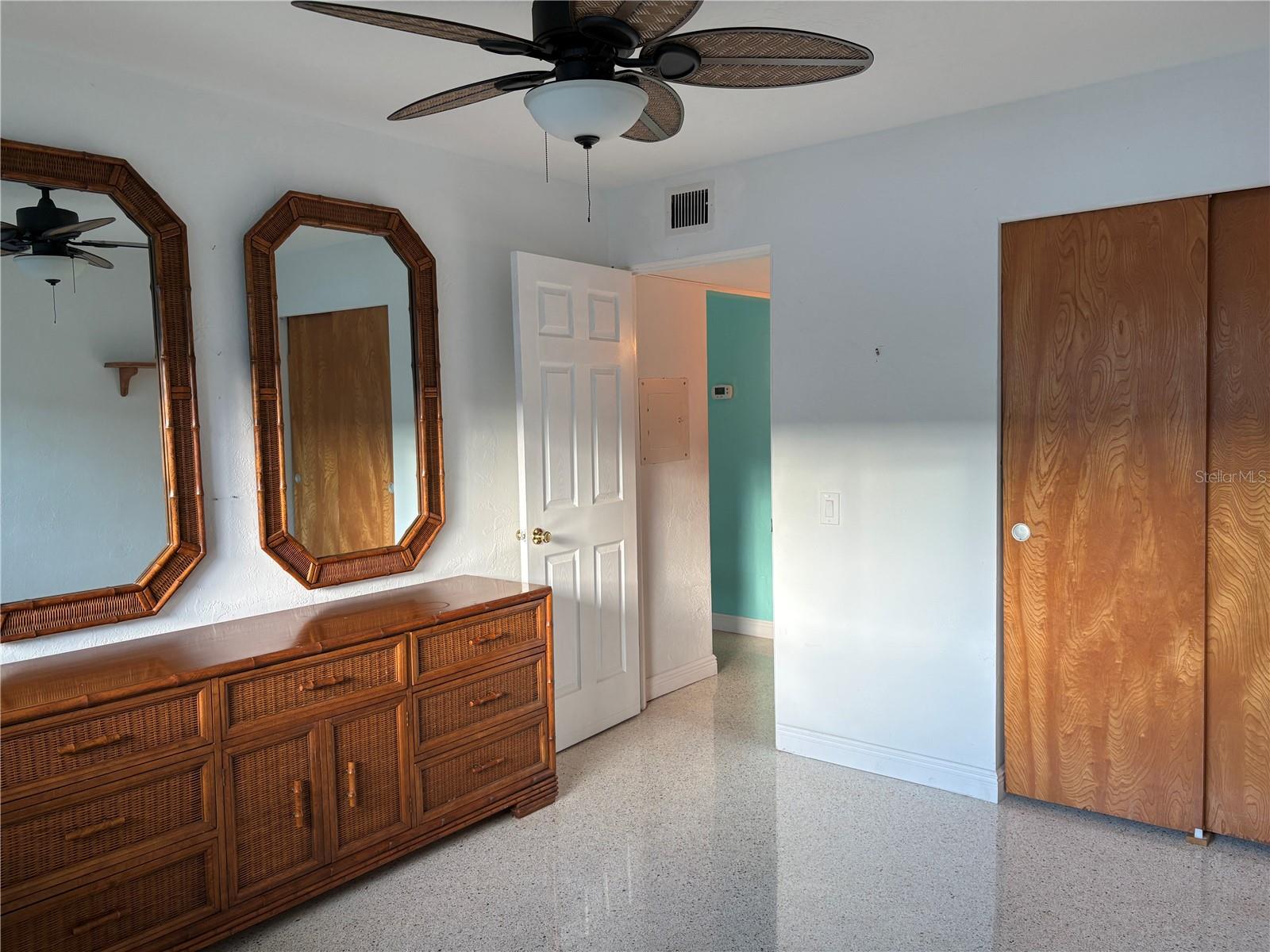 CLEARVIEW OAKS BLDG 18 - Residential