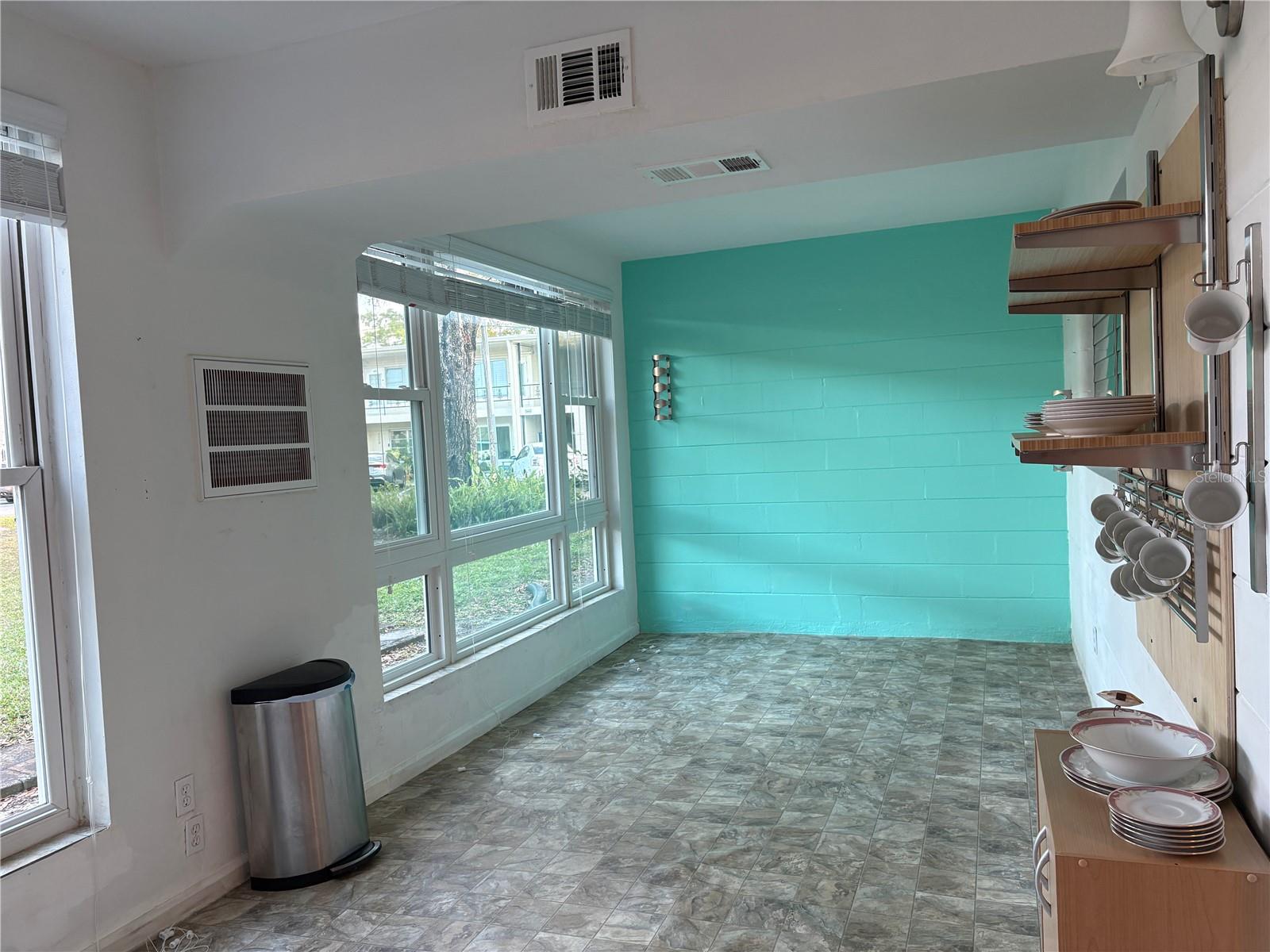 CLEARVIEW OAKS BLDG 18 - Residential