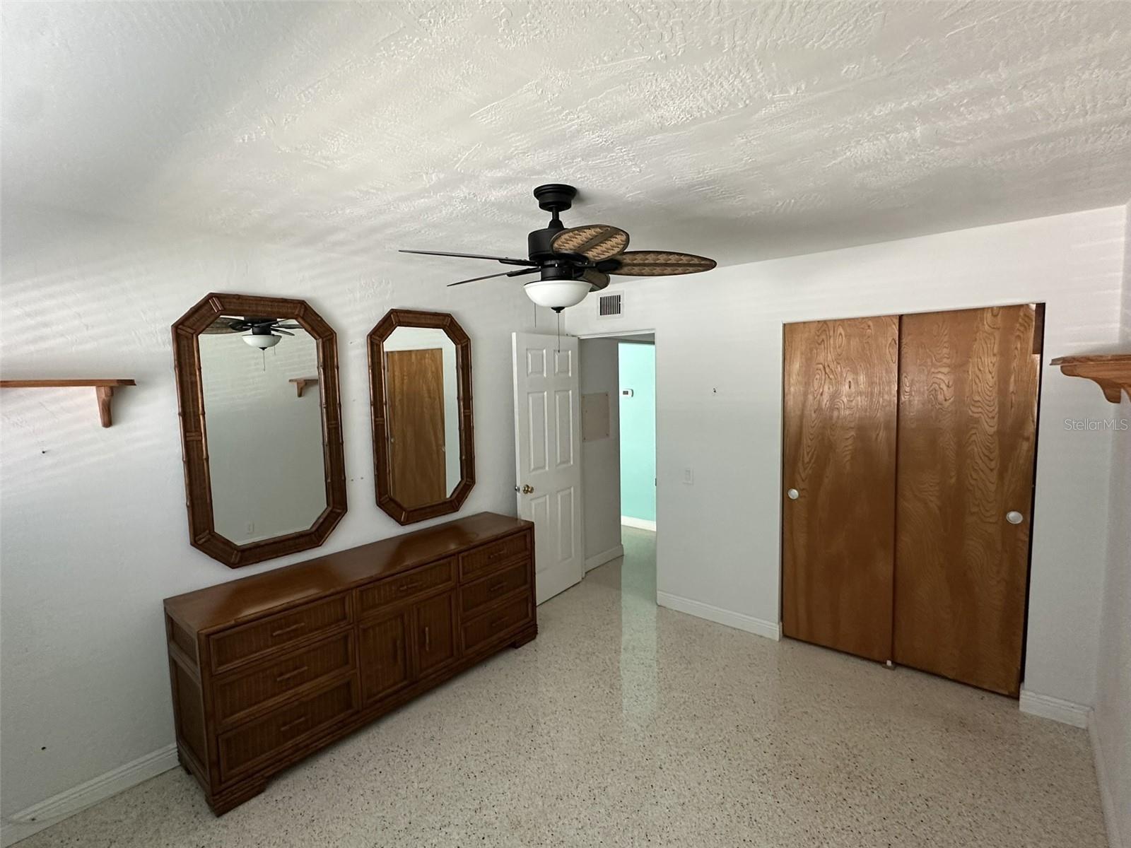 CLEARVIEW OAKS BLDG 18 - Residential