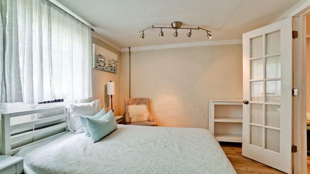 ILEXHURST - Residential