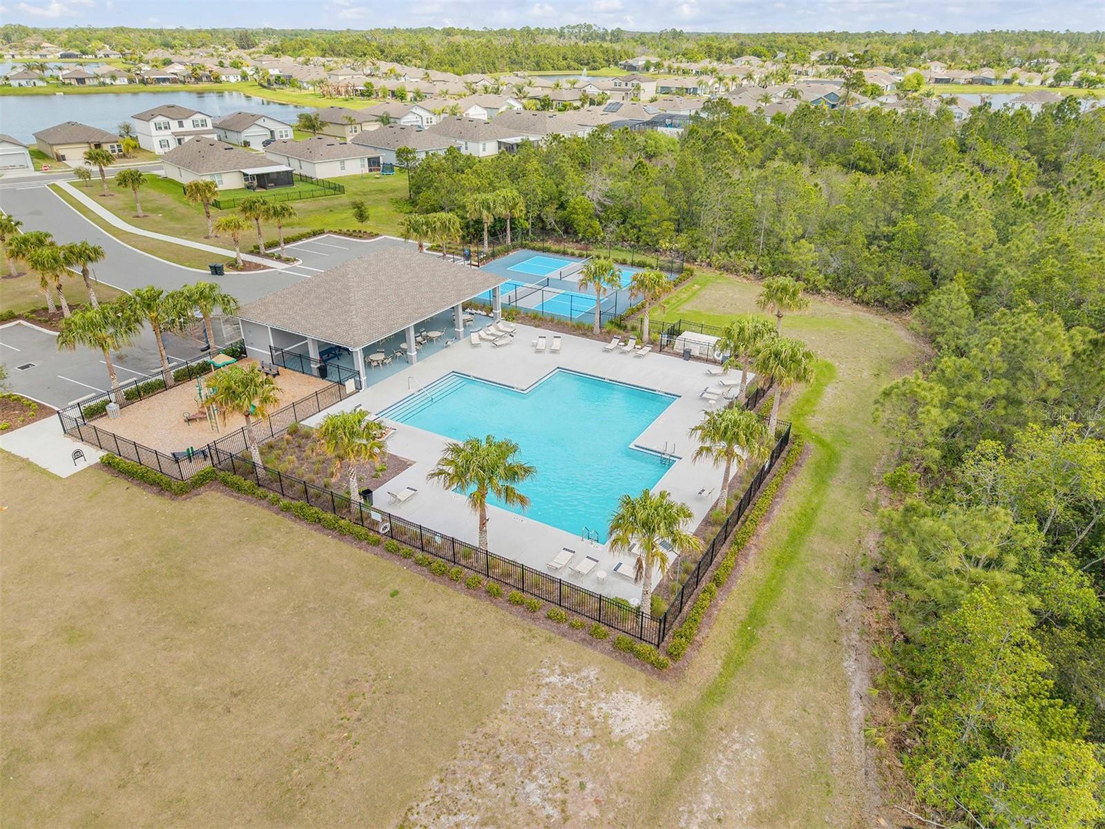 COASTAL WOODS UN D - Residential