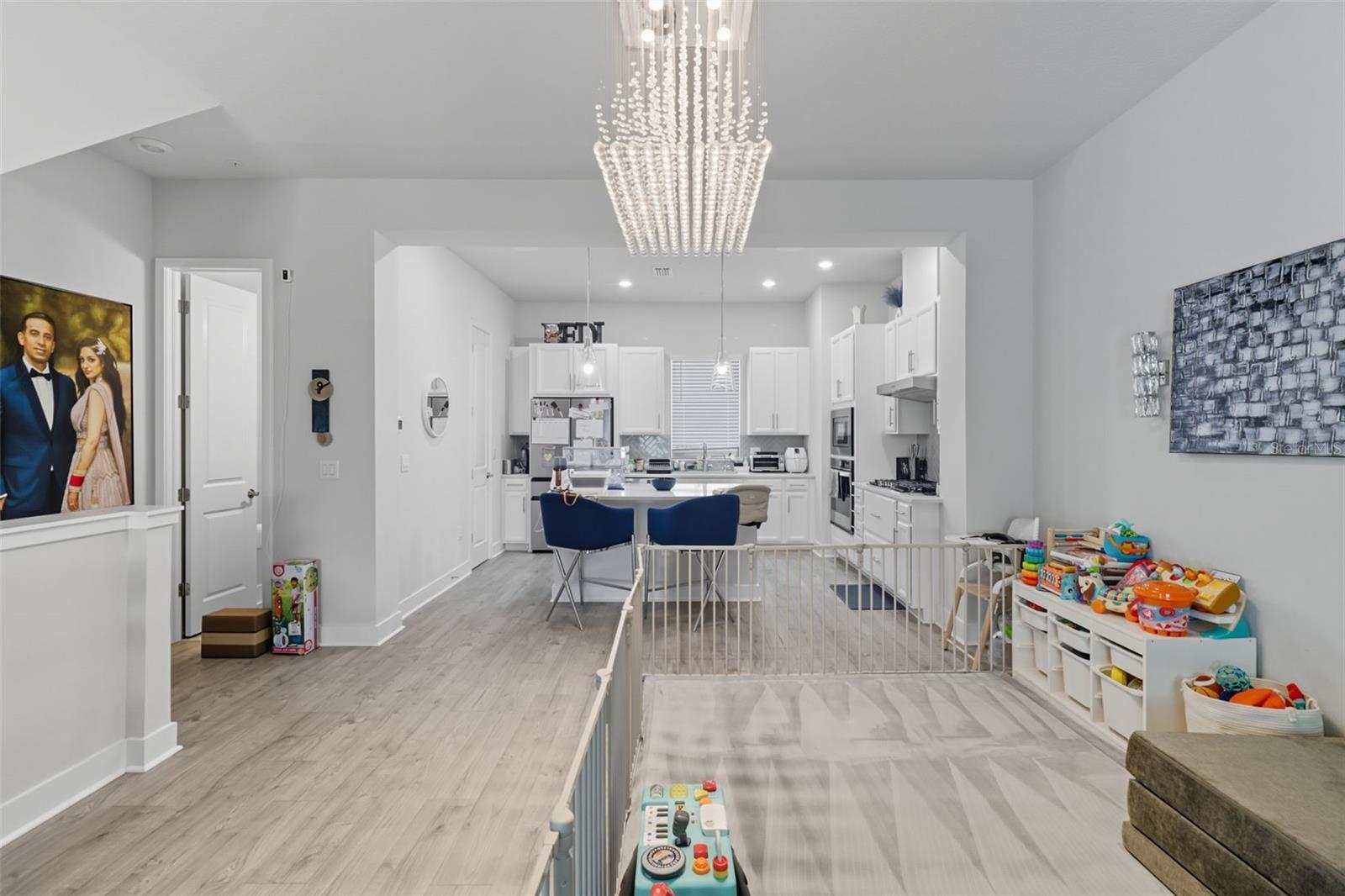 WESTSHORE VILLAGE TWNHMS - Residential