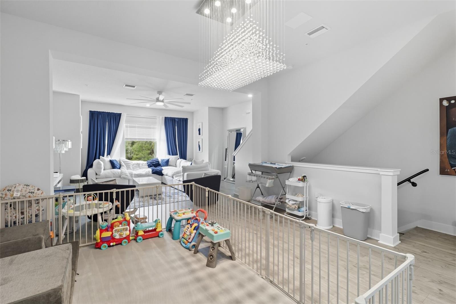 WESTSHORE VILLAGE TWNHMS - Residential