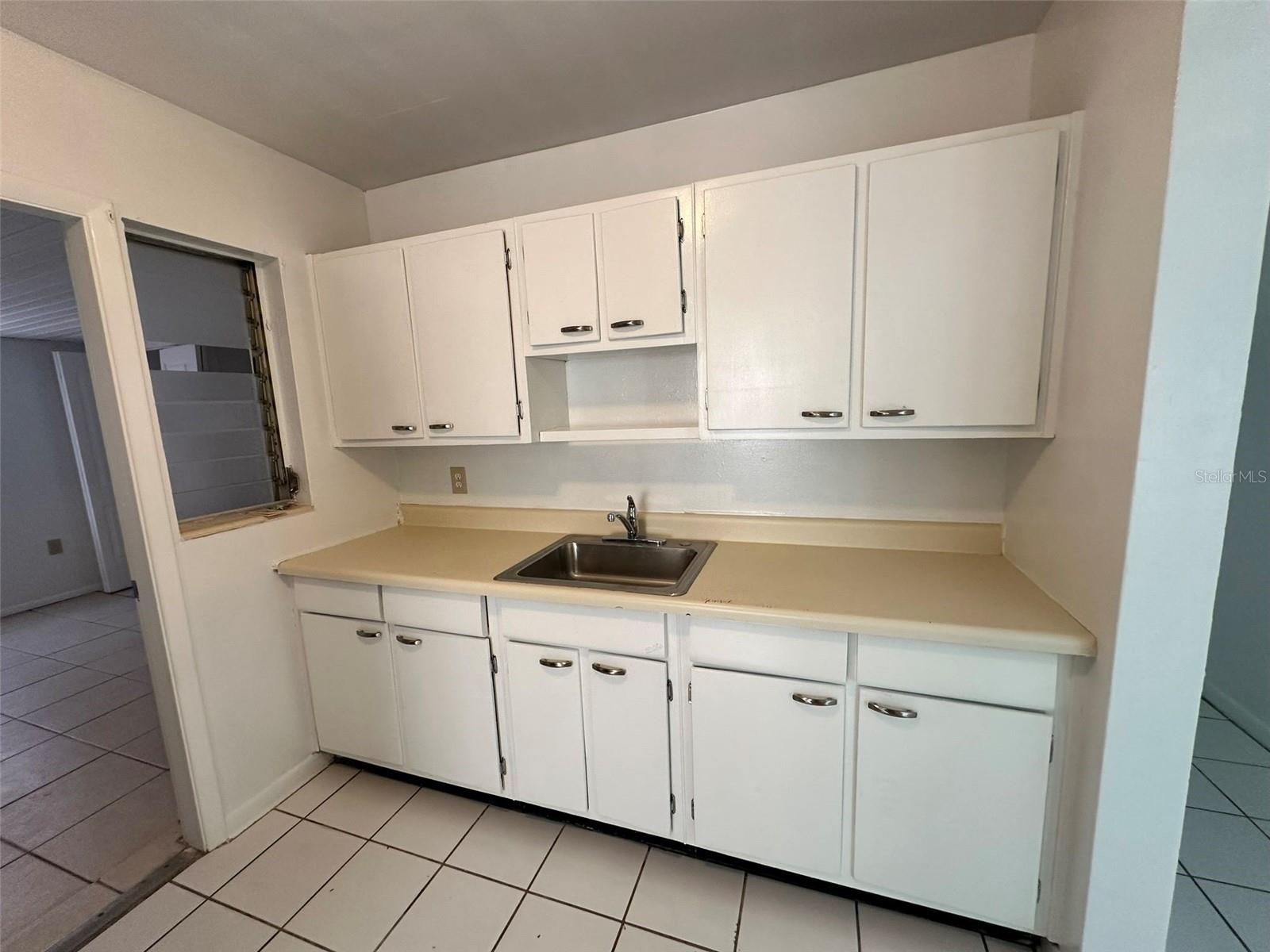 PORT CHARLOTTE SUB 03 - Residential Lease