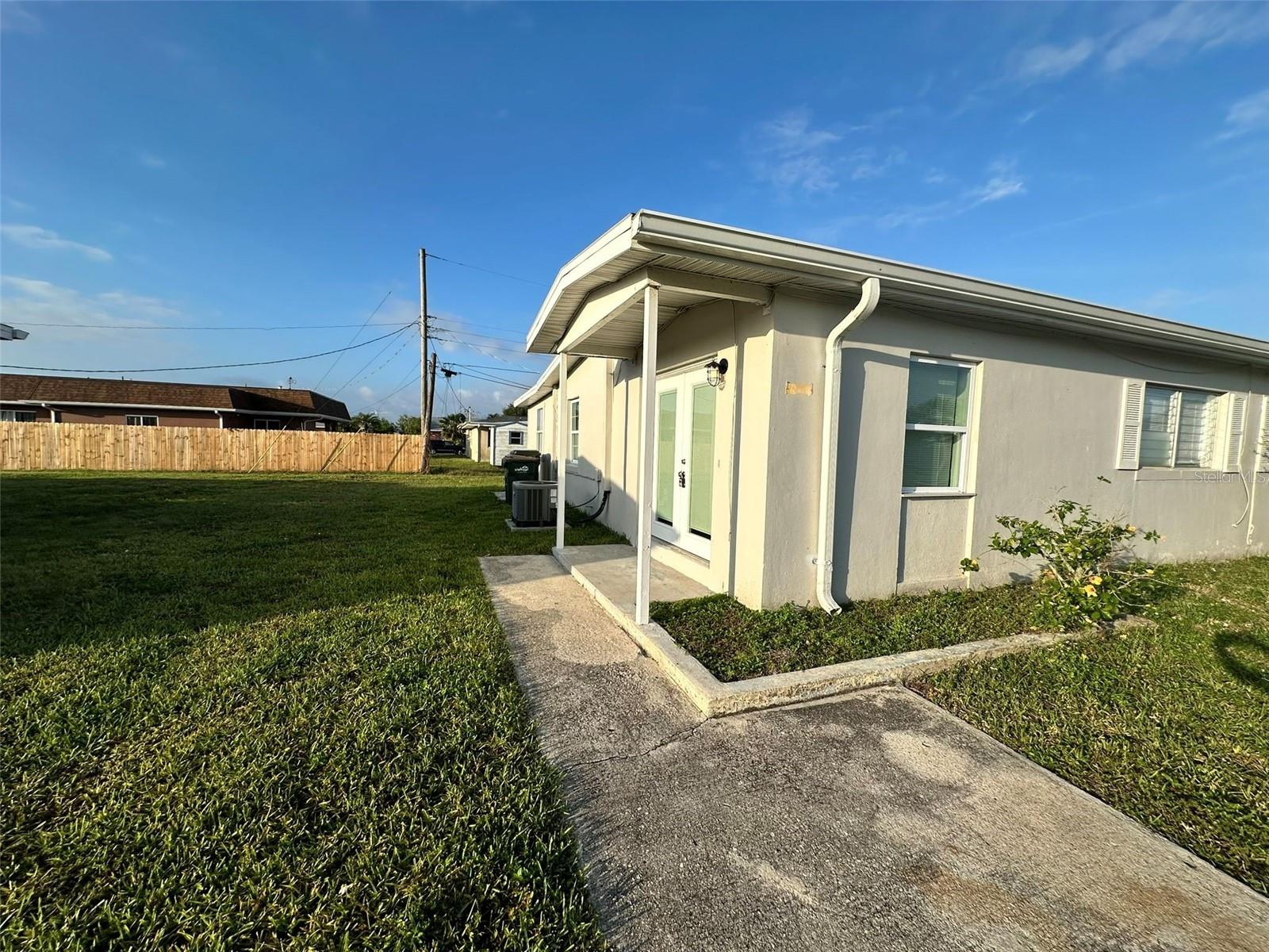 PORT CHARLOTTE SUB 03 - Residential Lease