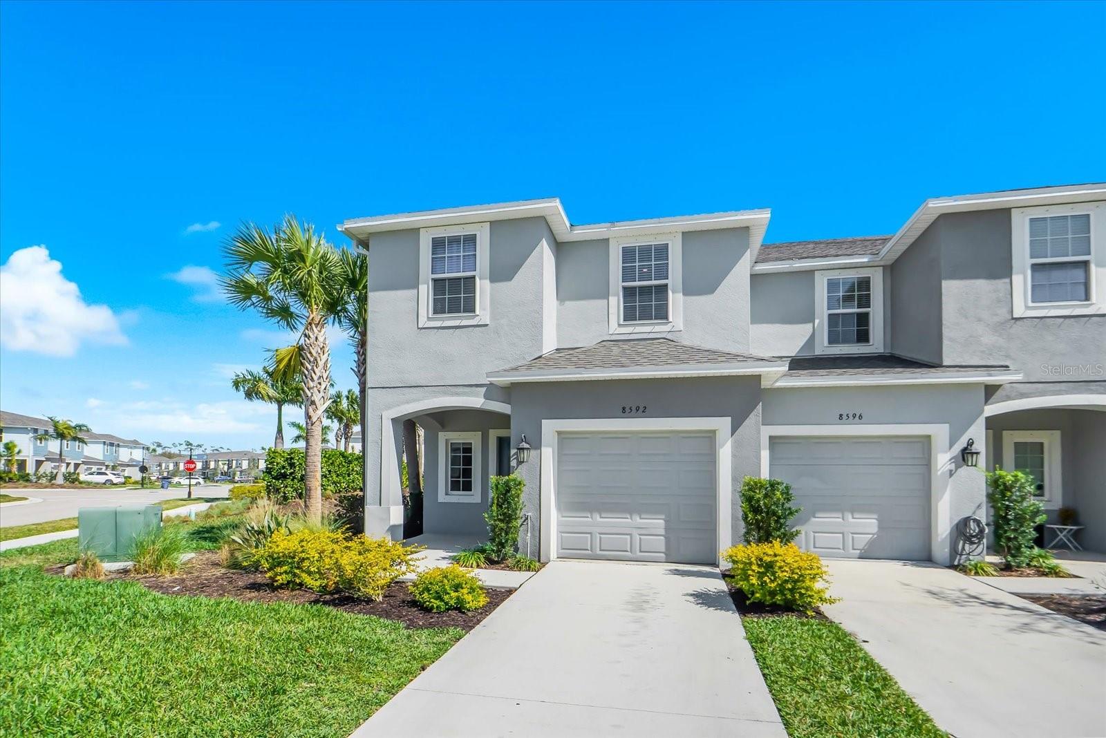 8592 LUNAR SKYE STREET