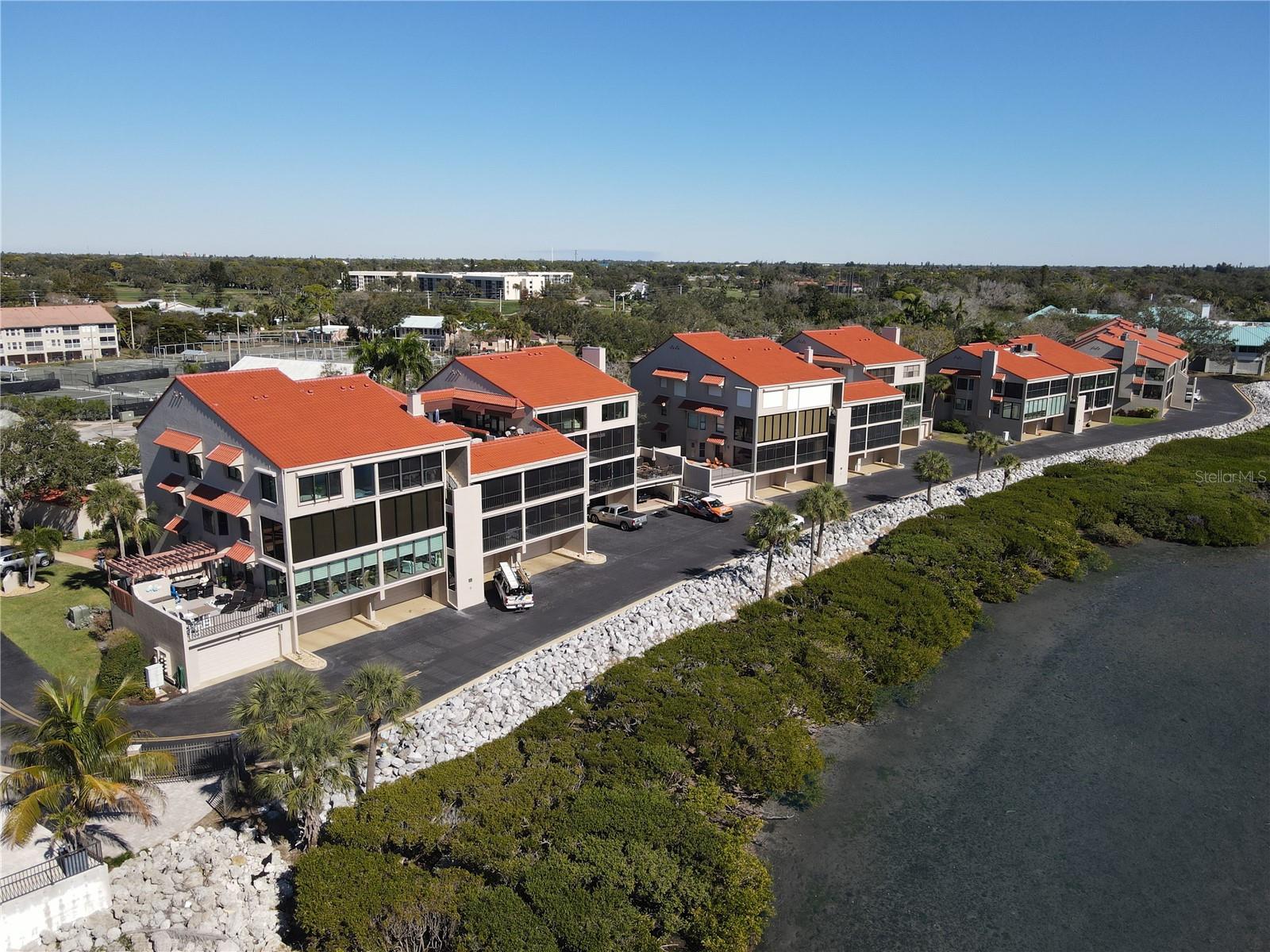 4565 BAY CLUB DRIVE 27