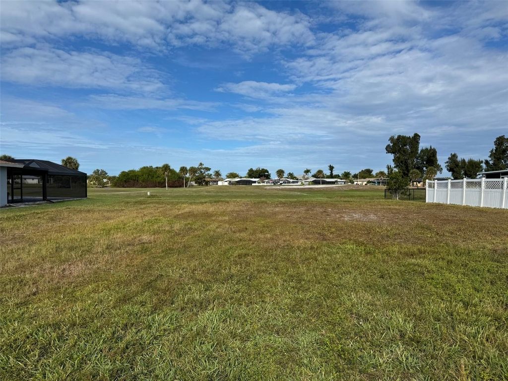 Photo of 48 Oakland Hills Court, Rotonda West, FL 33947 (MLS # D6144933)