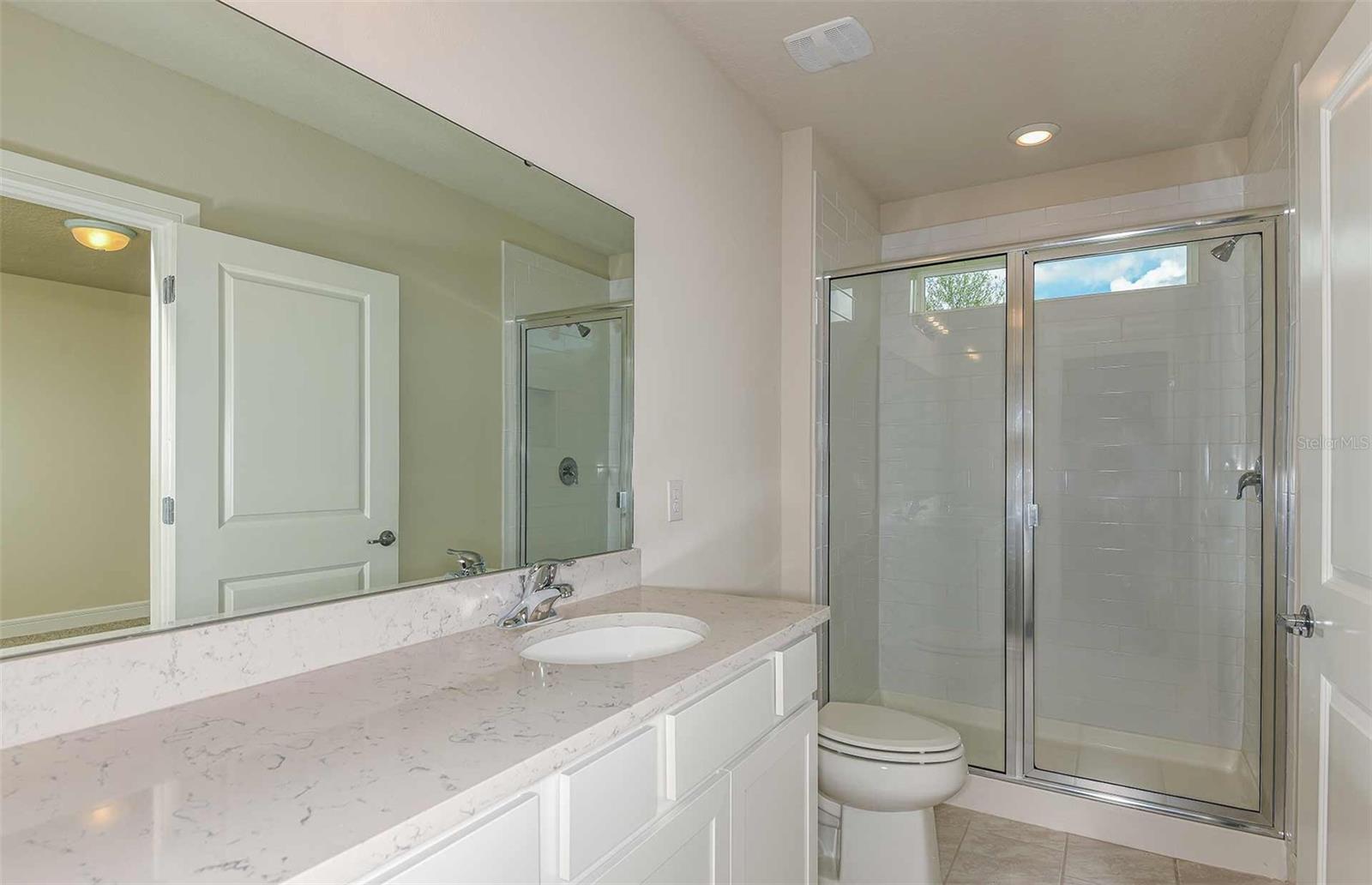 OAKFIELD LAKES - Residential